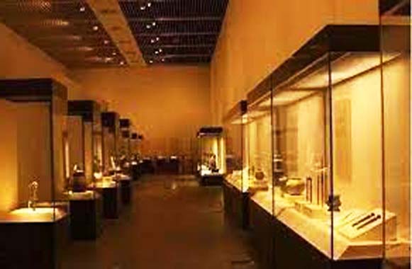 Museum lighting manufacturer